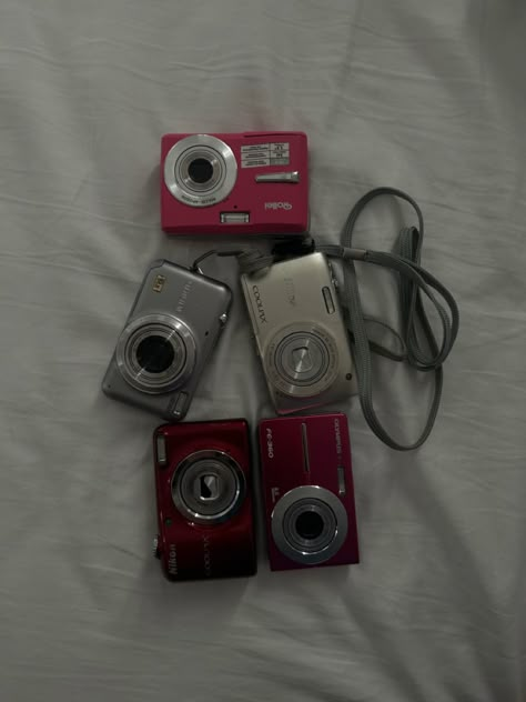 Digital Cameras 2000s, 90s Digital Camera, Digital Camera Collection, Early 2000s Camera, 2000s Digital Camera Photos, Cheap Camera, 2000s Digital Camera, Old Digital Camera, 90s Camera