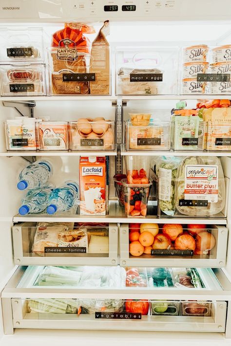 Fridge Cleaner, Fridge Aesthetic, Fridge Organisation, Organized Fridge, Fridge Organizers, Pantry Fridge, Fridge Organisers, House Organisation, Kitchen Organization Pantry