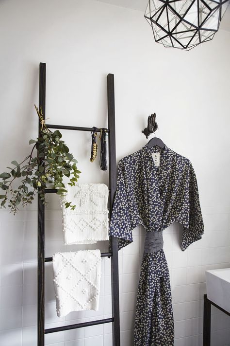 Bathroom Robe Hook Ideas, Live Work Space, Soho Loft, Gathering Space, Paris Apartments, Smart Storage, Design Your Home, Studio Space, Something Beautiful