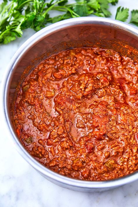 Bolognese - Delish.com Best Bolognese Sauce, Homemade Bolognese Sauce, Slow Cooker Bolognese, Homemade Bolognese, Bolognese Sauce Recipe, Sauce Bolognaise, Pasta Bolognese, Bolognese Recipe, Cooking Homemade