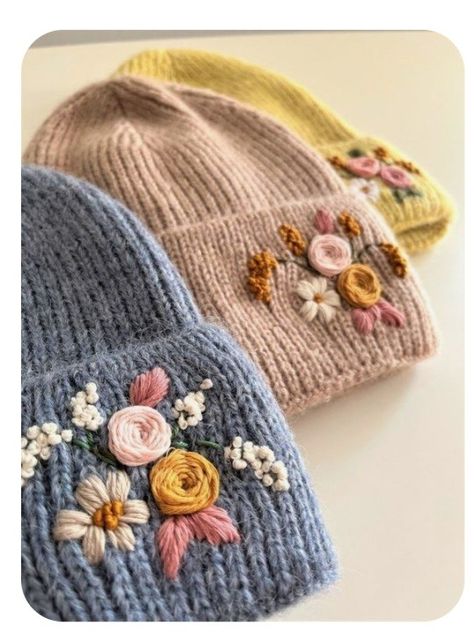 Basic Hand Embroidery Stitches, Wool Embroidery, Embroidery Stitches Tutorial, Hand Embroidery Projects, Hat Embroidery, Cute Embroidery, Creation Couture, 자수 디자인, Sewing Embroidery Designs