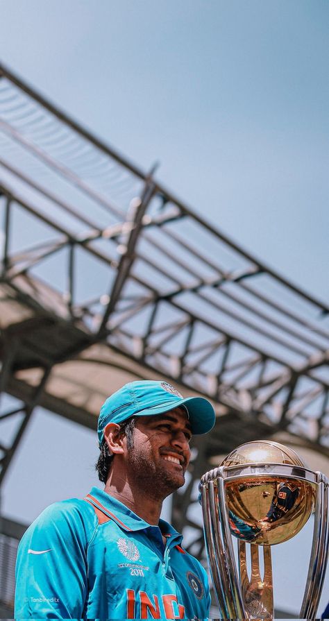 Dhoni With Trophy Wallpapers Msd Hd Wallpaper New, Dhoni Back Pose, Ms Doni, Virat Kohli Portrait Photography, England Cricket Team, Cristiano Ronaldo Manchester, Ms Dhoni Wallpapers, Virat Kohli Instagram, Cricket (sports)