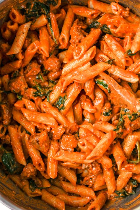 Roasted Tomato and Garlic Pasta Sauce - All Nutrition Roasted Tomato Garlic Pasta, Roasted Tomato And Garlic Ricotta Pasta, Roma Tomato Pasta, Fire Roasted Tomato Pasta, Roasted Tomatoes Pasta, Roasted Tomato Pasta Sauce, Tomato Garlic Pasta, Roasted Tomato And Garlic, Roasted Garlic Pasta