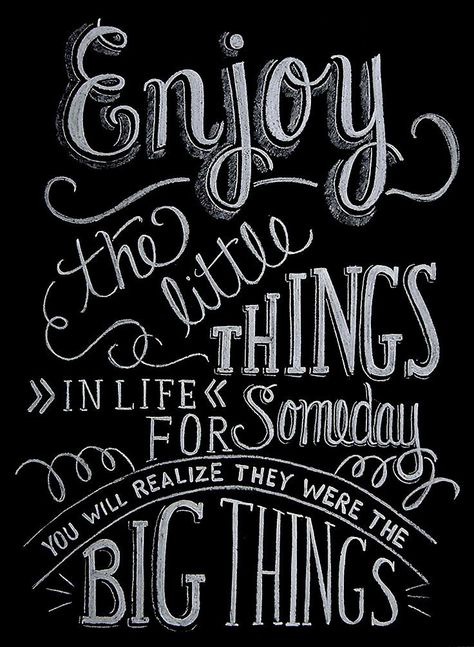 Inspiring Quotes to Kickstart Your Day  #inspiring #inspiringquotes #wordstoliveby #wordsofwisdom Chalk Quotes, Chalkboard Art Quotes, Chalkboard Wall Art, Blackboard Art, Chalkboard Lettering, Chalk Lettering, Chalkboard Designs, Learn Calligraphy, She Quotes