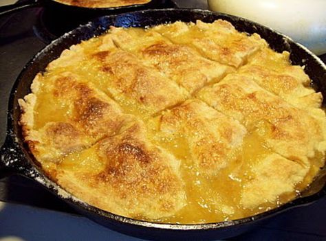 APPLE PANDOWDY     an Early COLONIAL  Desert -(PIE) from the PENN. DUTCH Outlander Food, Desert Pie, Apple Pandowdy, Colonial Recipes, Apple Desert, Colonial Recipe, Through A Glass Darkly, Historic Recipes, Pennsylvania Dutch Recipes