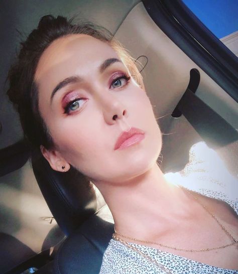 Jessica Chobot on Instagram: “Feeling slightly demonic. Will cleanse with salt later. 😈🔥 . . #selfie #instagram #restingbitchface #greeneyes #selfies #portrait” Jessica Chobot, Killer Queen, Green Eyes, Royals, Selfies, Salt, Social Media, Education, Media