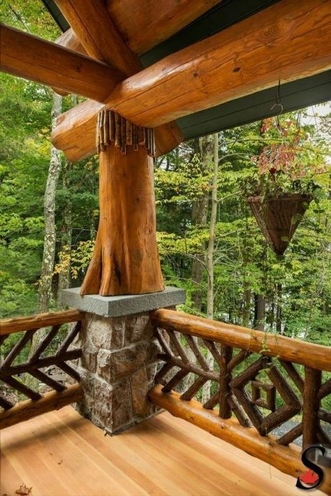 Porch Railing Designs, Cabin Deck, Front Porch Railings, Railings Outdoor, Rustic Porch, Backyard Gazebo, Modern Bungalow House, Porch Railing, Log Cabin Homes