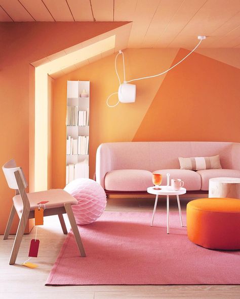 Deco Pastel, Interior Design Per La Casa, Apartments Decorating, Decorating Farmhouse, Stunning Interior Design, Interior Minimalista, Minimalist Home Interior, Pink Living Room, Mid Century Modern Living Room