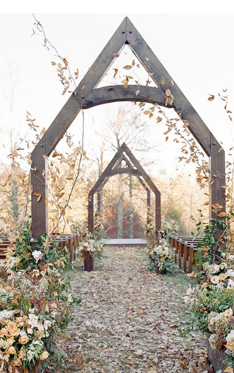 Outdoor Wedding Ceremony Alter Ideas, Venue Landscape Design, Outdoor Chapel Ideas, Outdoor Wedding Chapel Ideas, Open Air Wedding Chapel, Wedding Venue Ideas Outdoor Garden, Outdoor Event Venue Design, Rustic Event Center, Barn Venues Wedding