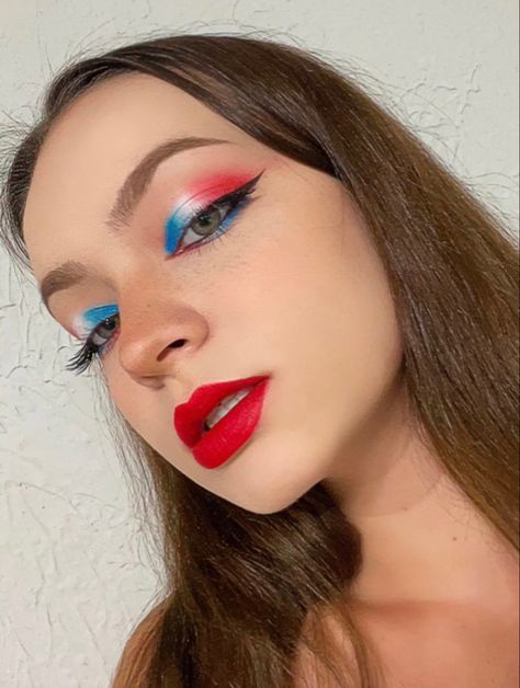 Makeup Looks 4th Of July, Blue Red And White Makeup, 4th July Eye Makeup, Memorial Day Eye Makeup, Forth Of July Makeup Simple, 4th Of July Easy Makeup, Red White And Blue Eyeliner, Red White And Blue Make Up, Cute 4 Of July Makeup