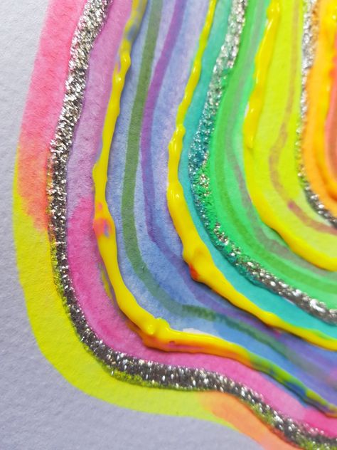 Watercolour geodes – Scarlette Rose Fairy Glitter Art For Kids, Glitter Glue Art, Iridescent Watercolor, Expressive Therapy, Steam Kids, Geode Crystals, Crystals Art, Toddler Painting, Calendar Art