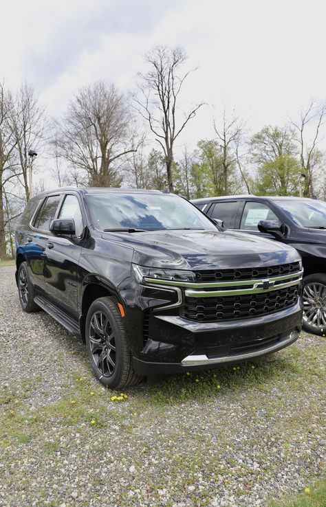 Command the road with unrivaled confidence in this 2024 Chevy Tahoe LS! 😎 (Stock#B40126)

#HealeyBrothers #HudsonValley #HVNY #poughkeepsieny #orangecountyny #sussexcountynj #essexcountynj #bergencountynj #chevy #chevycars #chevytahoe #tahoe #ls #suv Chevrolet Dealership, New Hampton, Poughkeepsie Ny, Hudson Valley Ny, Chevy Tahoe, Chrysler Dodge Jeep, Chevrolet Tahoe, Car Auctions, Hudson Valley