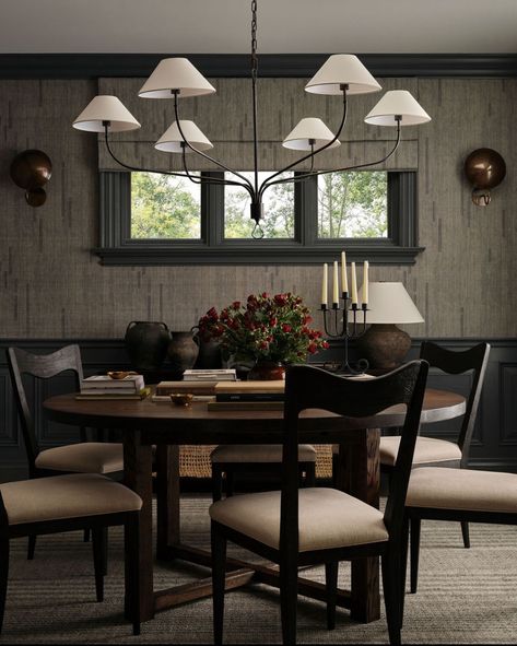 Cream Dining Room Ideas, Dining Room Dark Wood Table, Magnolia Dining Room, Round Oak Dining Table, Floor Renovation, Amber Lewis, Getting Over, Amber Interiors, Dining Room Inspiration