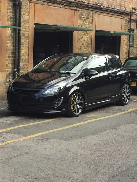 Diamond with black inserts Corsa Vxr Alloys Vauxhall Corsa Modified, First Car Ideas, Modded Cars, Vauxhall Corsa, Car Ideas, Black Edition, Bmw Cars, First Car, Modified Cars