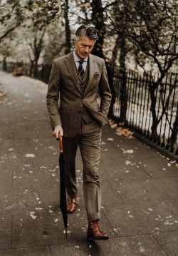 Holiday Cocktail Outfit, Professor Style, Walker Slater, Scottish Tweed, Tweed Men, Office Dress Code, The Rake, Tweed Waistcoat, Herringbone Jacket