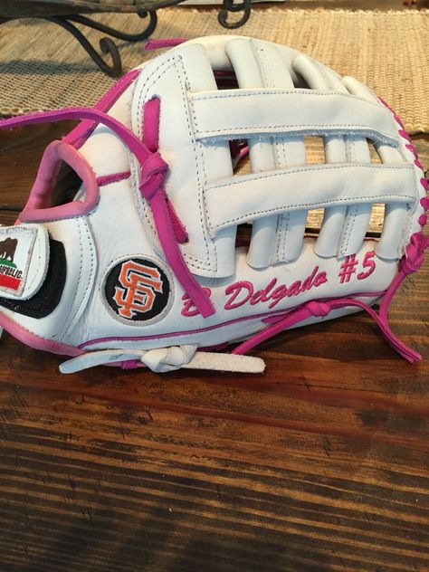 Www.sx3sports.com Custom Softball Gloves, Walk Up Songs Softball, Softball Gear, Softball Cleats, Softball Gloves, Softball Outfits, Baseball Pictures, Softball Players, Baseball Glove