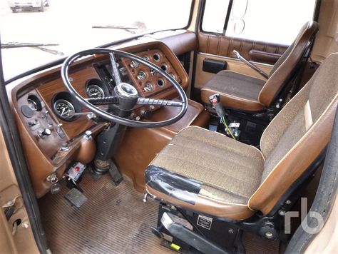 Old Ford Interior, Vintage Ford Truck Aesthetic, 1978 Ford F150 Interior, Trucks Interior, 1964 Ford F100 Interior, Semi Trucks Interior, Old Car Dashboard, Old Truck, Truck Interior