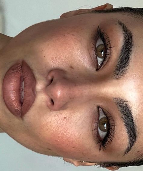 Makeup Inspo Brown Eyes, Cinnamon Makeup, Brown Eyes Aesthetic, Smink Inspiration, Dope Makeup, Glamour Makeup, Makeup Looks Tutorial, Makeup Makeover, Make Up Inspo