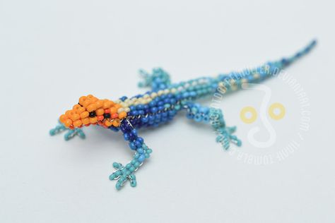 Common Agama by ZimtHandmade on DeviantArt Pony Bead Projects, Pony Bead Crafts, Pony Bead Patterns, Bead Embroidery Patterns, Bead Charms Diy, Beadwork Patterns, Beaded Crafts, Beaded Animals, Wire Crafts