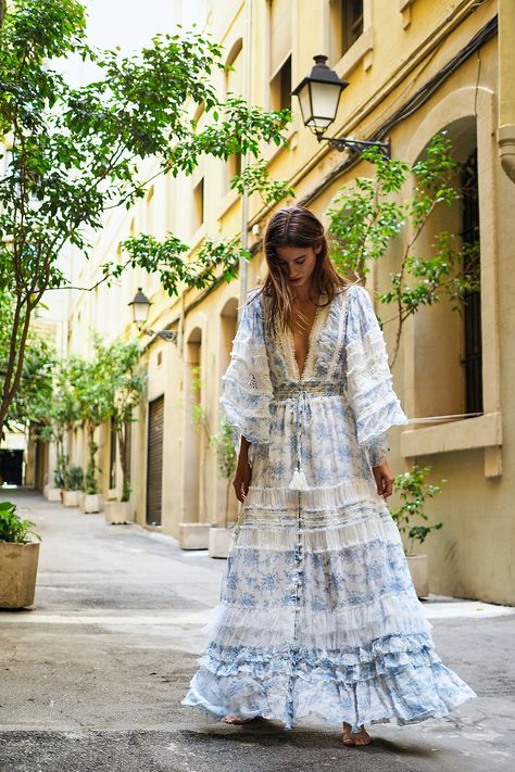 Charm Your Way Dress | Free People Look Boho Chic, Bohemian Style Clothing, Theme Dress, Bohemian Maxi Dress, Outfit Trends, Outfit Combinations, Bohemian Clothes, Bohemian Chic, Boho Chic Fashion