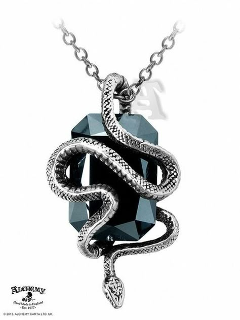 Slytherin Jewelry, Slytherin Fashion, Stile Harry Potter, Male Gender, Harry Potter Jewelry, Snake Jewelry, Magical Jewelry, Snake Necklace, Fantasy Jewelry