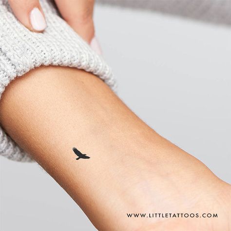 Set of three minimalist flying eagle temporary tattoos. Birds are a popular motif in tattoo design, with specific birds appearing more frequently than others. If you’re looking for a bird that makes a bold statement, you’ll want to consider a design that features an eagle, such as our small flying eagle temporary tattoo. With their position at the top of the food chain, eagles are associated with strength, dominance, and power. The ancient Romans were so impressed by this mighty bird of prey tha Minimal Tatoo, Tattoo Design Minimalist, Bird Of Prey Tattoo, Tattoos Birds, Eagle Tattoo Design, Eagle Wing Tattoos, Small Eagle Tattoo, Little Bird Tattoos, Mexico Tattoo