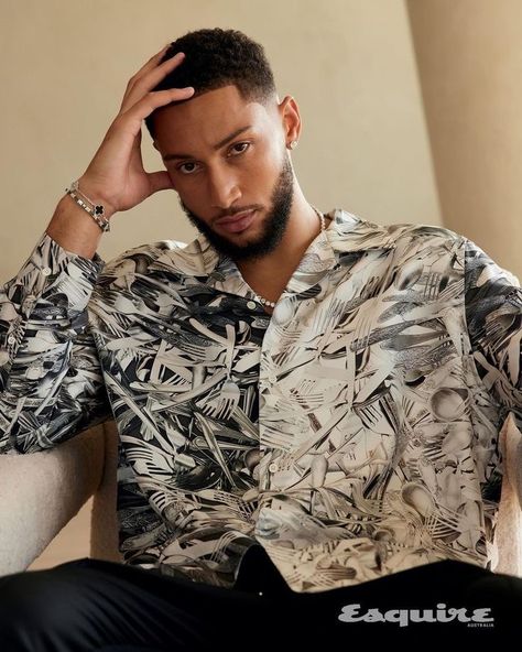 Hollywood Red Carpet, Ben Simmons, Black Men Street Fashion, Men Street Fashion, Black King, Guys Clothing Styles, Men Street, Nba Players, Bearded Men