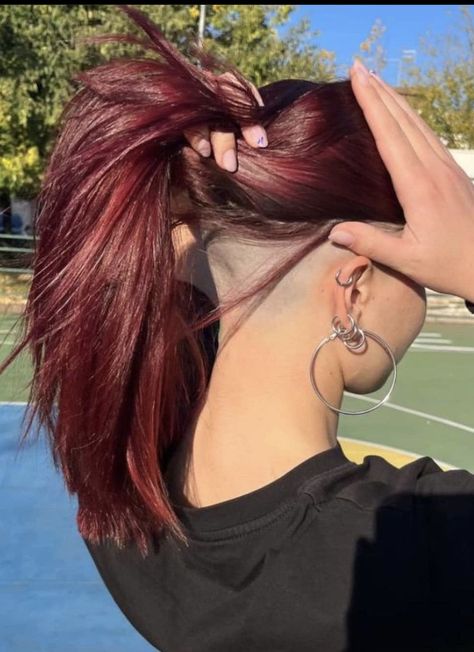 Undercut Red Hair, Undercut And Bangs, Red Hair Undercut, Undercut Ideas, Undercut Bob Haircut, Weird Haircuts, Alt Hair, Undercut Hair, Forced Haircut