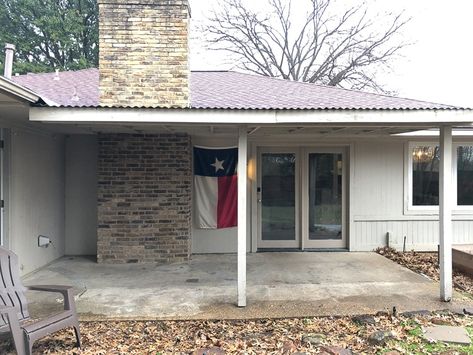 This couple is taking their covered porch and converting the space into a DIY sunroom! Diy Sunroom On A Budget, Building A Sunroom, Sunroom Diy, Porch To Sunroom, Diy Sunroom, Sunroom Kits, Four Season Sunroom, Sunroom Remodel, Sunroom Addition