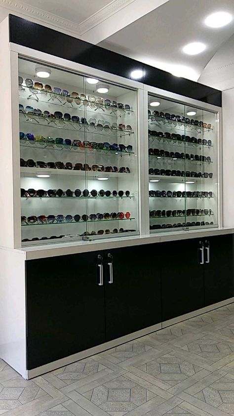 Watch Counter Design, Eyewear Shop Design, Iron Furniture Design, Clinic Interior, Clothing Store Interior, Display Counter, Clinic Interior Design, Store Interiors, Optical Shop