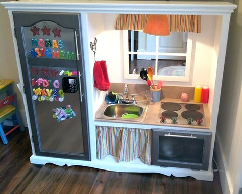 Diy Kids Kitchen, Toddler Kitchen, Kitchen Sets For Kids, Diy Kids Furniture, Play Kitchens, Kids Play Kitchen, Entertainment Center Kitchen, Real Kitchen, Play Furniture