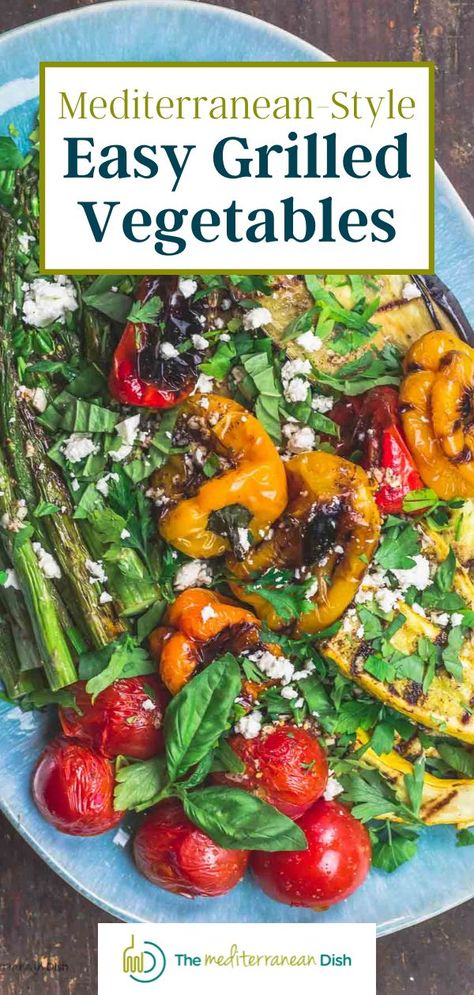 Grilled vegetables on a blue dish Easy Grilled Vegetables, How To Grill Vegetables, Recipes Mediterranean Diet, Best Grilled Vegetables, Grill Vegetables, Easy Mediterranean Diet, Grilled Vegetable Salads, Mediterranean Diet Food List, Recipes Mediterranean