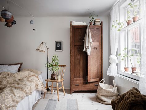 Koti Diy, Fresh Bedroom, Interior Boho, Coco Lapine Design, Interior Vintage, Vintage Bedroom, Cozy Home, Scandinavian Home, Cheap Home Decor