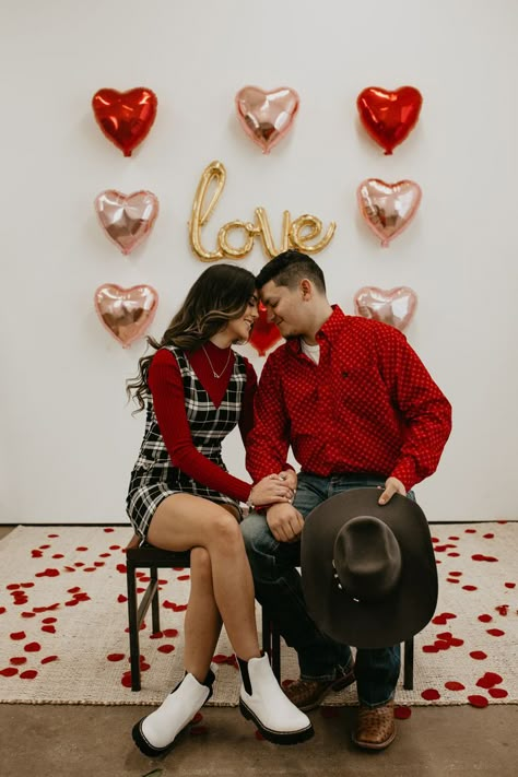 Couples photo shoot with red outfits and cowboy hat
#love
#Valentinesday
#couples
#redoutfits
#cowboyhat
#cowboyboots
#whiteboots
#heart
#heartballons
#inlove
#thisislove
#pinkhearts
#redhearts Couples Valentines Day Photoshoot, Valentines Photography Couples, Valentine Day Decorations, Couples Valentines Day, Aesthetic Valentines Day, Valentines Day Photoshoot, Valentines Day Crafts, Valentines Day Decoration, Valentine Mini Session