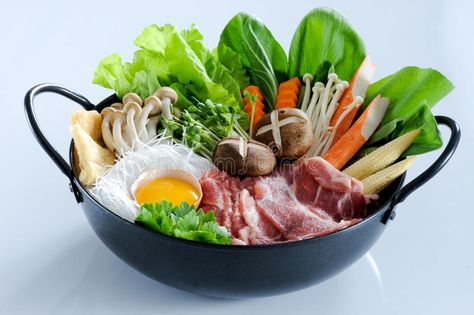 Sukiyaki. Beef sukiyaki japanese food culture #Sponsored , #affiliate, #Affiliate, #Beef, #culture, #food, #Sukiyaki Easy Sukiyaki Recipe, Foods For Glowing Skin, Sukiyaki Recipe, Food For Glowing Skin, Asian Vegetables, Food Gallery, Japanese Dishes, For Glowing Skin, Dinner Dishes