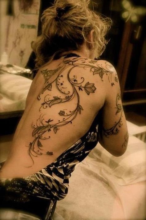 Off Centered Back Tattoo, Victorian Tattoos For Women, Bird Tramp Stamp, Tramp Stamp Classy, Top Of Back Tattoo, Side Torso Tattoos For Women, Tattoo Back, Cute Tramp Stamp Tattoos, Tramp Stamp Tattoos Classy