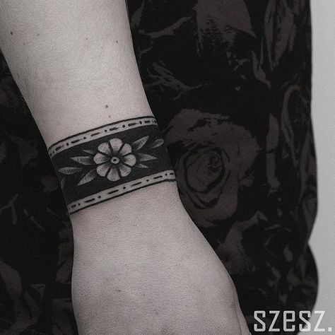 Wrist Band Tattoo, Armband Tattoos For Men, Cuff Tattoo, Arm Band Tattoo, Tattoo Bracelet, Tattoo Stencil, Band Tattoo, Couple Tattoos, Armband Tattoo