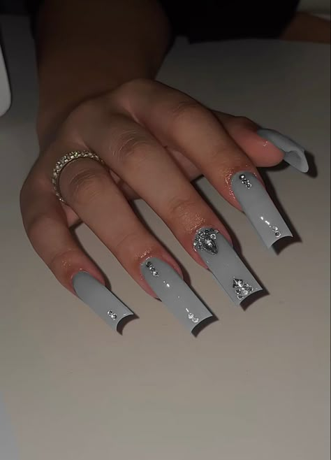 Grey Acrylic Nail Designs, Grey Birthday Nails Acrylic, Short Dark Gray Nails, Grey Nail Ideas Acrylic Long, Grey And Silver Acrylic Nails Coffin, Sliver Nails Acrylic Long, Gray Nails Design, Grey French Tips, Black And Silver Nails Acrylic Long