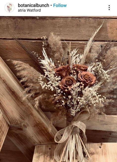 Long Wedding Table Decorations, Copper Wedding Theme, Western Wedding Decorations, Prom Bouquet, Rusting Wedding, Western Themed Wedding, Madison Wedding, Bridal Bouquet Fall, Country Theme Wedding