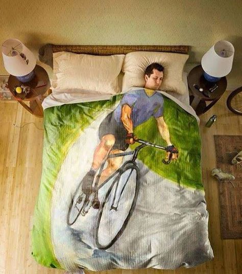 Duvet cover. Bicycle Humor, Creative Beds, Ad Inspiration, Bed Cover Design, Cycling Posters, Ride Bicycle, Bicycle Print, Funny Gifts For Men, Riding A Bike