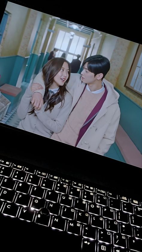 #tryebeauty #kdrama #whilewatching #watchong #kdrama #laptop #tv #truebeauty #suho #jugyeong #watching Watching True Beauty In Laptop, Movie Laptop Aesthetic, Watching Korean Drama In Laptop, Watching Kdrama In Laptop Aesthetic, Watching Kdrama Aesthetic, Watching Tv Aesthetic, Watching Drama On Laptop, Suho Jugyeong, Watching Movies Aesthetic