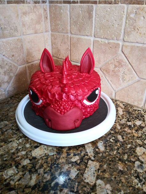 Red Dragon Cake, Buttercream Dragon Cake, Easy Dragon Cake, Simple Dragon Cake, Dragon Cakes For Kids, Dragon Cake Ideas, Fire Cake, Dragon Birthday Cakes, Ugly Cakes