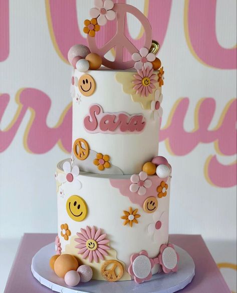 Two Groovy Birthday Smash Cake, Two Groovy Macarons, Groovy Bday Theme, Good Vibes Birthday Cake, One Groovy Birthday Cake, Flowered Themed Birthday Party, Sweet 10 Birthday Party Ideas, Retro Birthday Cake Ideas, Turning 9 Birthday Ideas