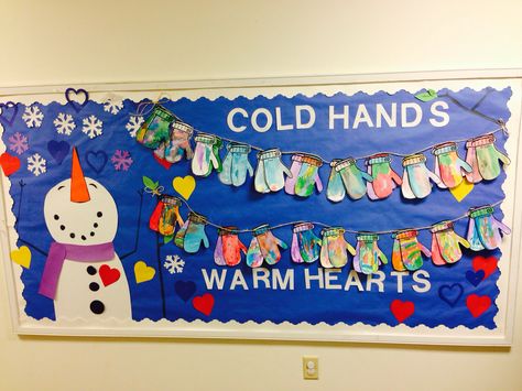 Holiday Bulletin Boards, Christmas Bulletin Boards, Christmas Classroom Door, Birthday Bulletin Boards, Birthday Bulletin, Winter Bulletin Boards, School Door Decorations, Christmas Bulletin Board, Preschool Bulletin