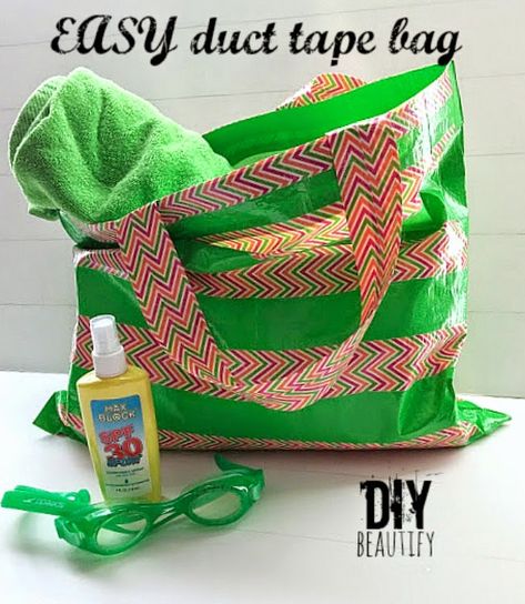 Colorful duct tape beach bag tutorial Duct Tape Bags, Beach Bag Tutorials, Duct Tape Diy, Duck Tape Projects, Duct Tape Projects, Duct Tape Wallet, Tape Ideas, Duct Tape Crafts, Art Projects For Teens