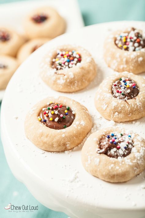 Nutella Shortbread Thumbprint cookies 3 Nutella Shortbread, Nutella Bread Pudding, Shortbread Thumbprint Cookies, Thumbprint Cookie Recipes, Cookies Thumbprint, Nutella Bread, Cny Cookies, Thumbprint Cookie, Xmas Cookie