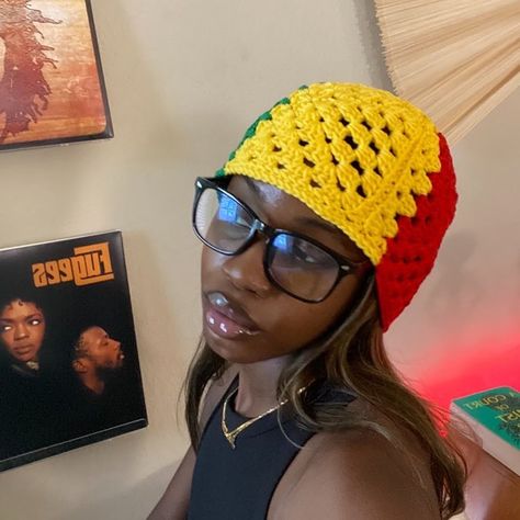 Granny Square hats of the week 🇬🇭🇨🇲 Granny Square Hats, Square Hats, Crochet Granny Square Hat, Crochet Diys, Different Hat Styles, Granny Square Hat, Crochet Pins, Blk Women, Crochet Turban