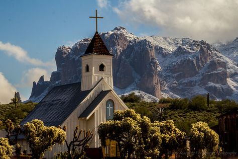 Gold Canyon Arizona, Superstition Mountains Arizona, Apache Junction Arizona, Travel Arizona, Holy Mountain, Apache Junction, Superstition Mountains, Vintage Arizona, Rural Living