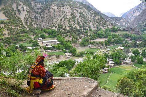 Kalash Valley, Hunza Valley, Pakistan Travel, Khyber Pakhtunkhwa, Valley Girls, Hill Station, South Asia, 15th Century, Gods And Goddesses