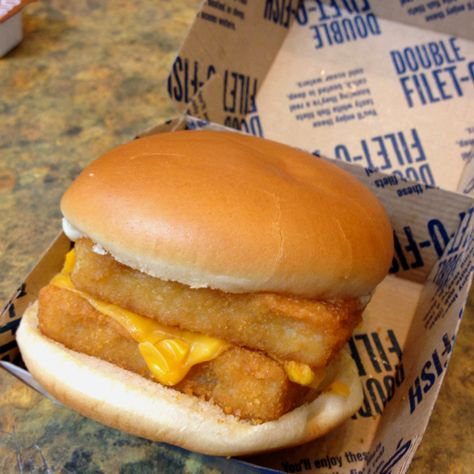 Double Filet-O-Fish, now at your local McDonald's Filet O Fish Mcdonalds, Filet O Fish, Grilled Chicken Sandwich Recipes, Chicken Burgers Recipe, Road Trip Food, Food Innovation, Junk Food Snacks, Think Food, Food Goals